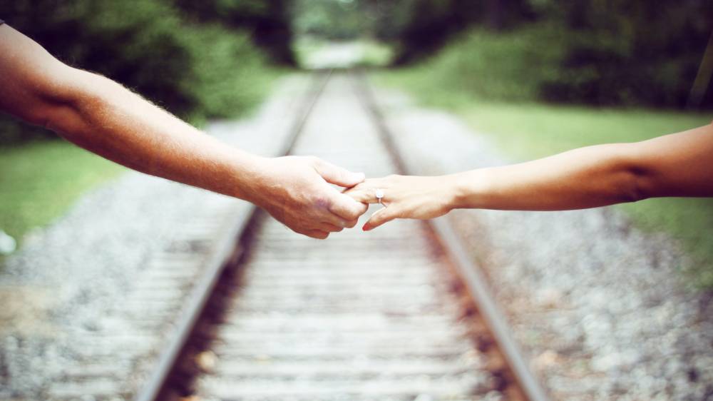 결혼은 지옥의 절망 가운데 하나님 나라를 세우는 과정이다