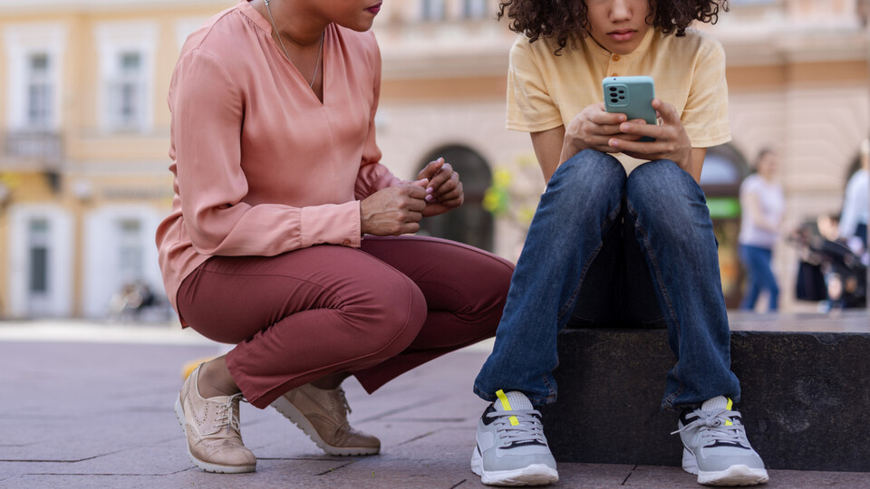 © iStock.com/PixelsEffect